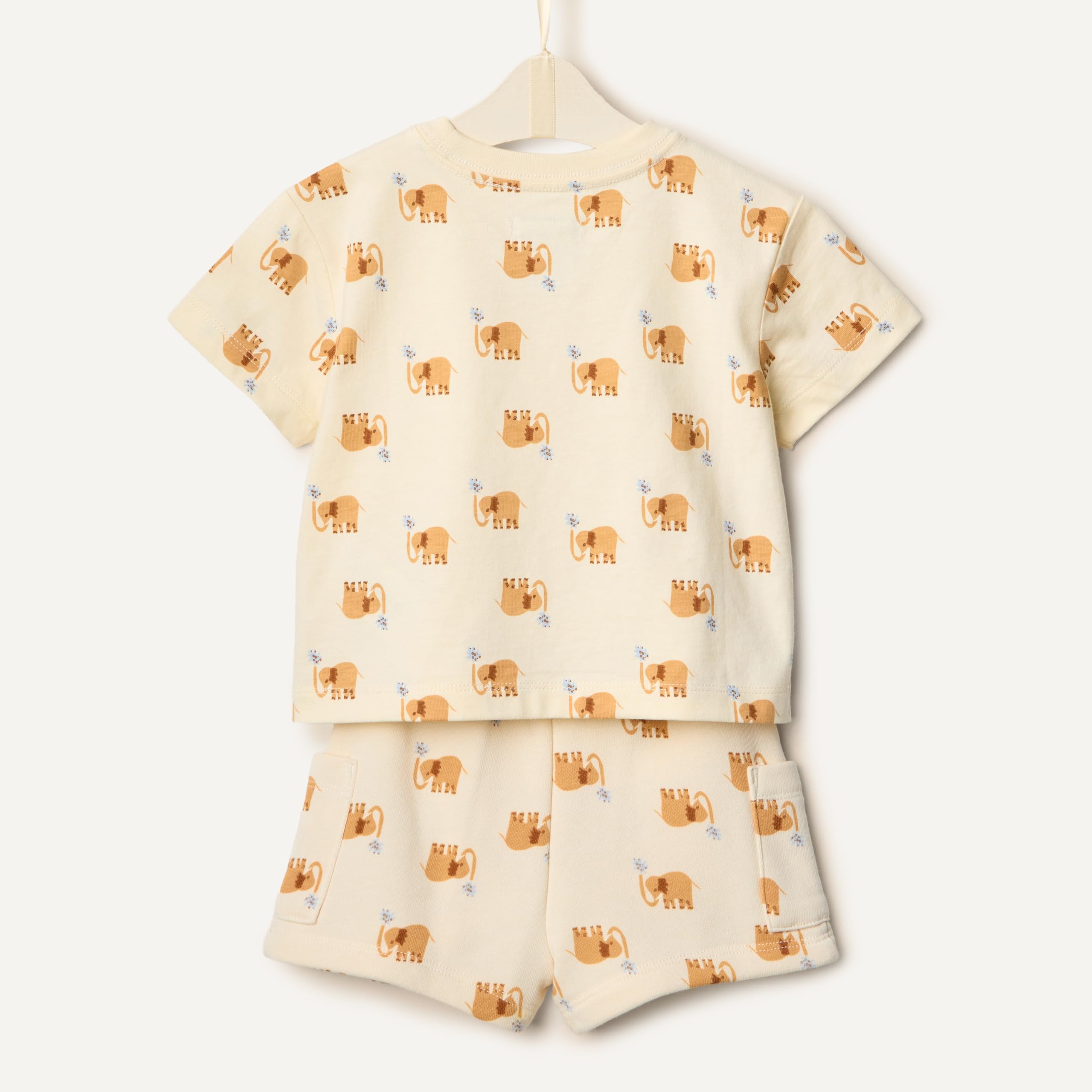 Amazon Essentials x Sofia Grainge Babies, Toddlers, and Boys' T-Shirt and Short Play Set, Multipacks