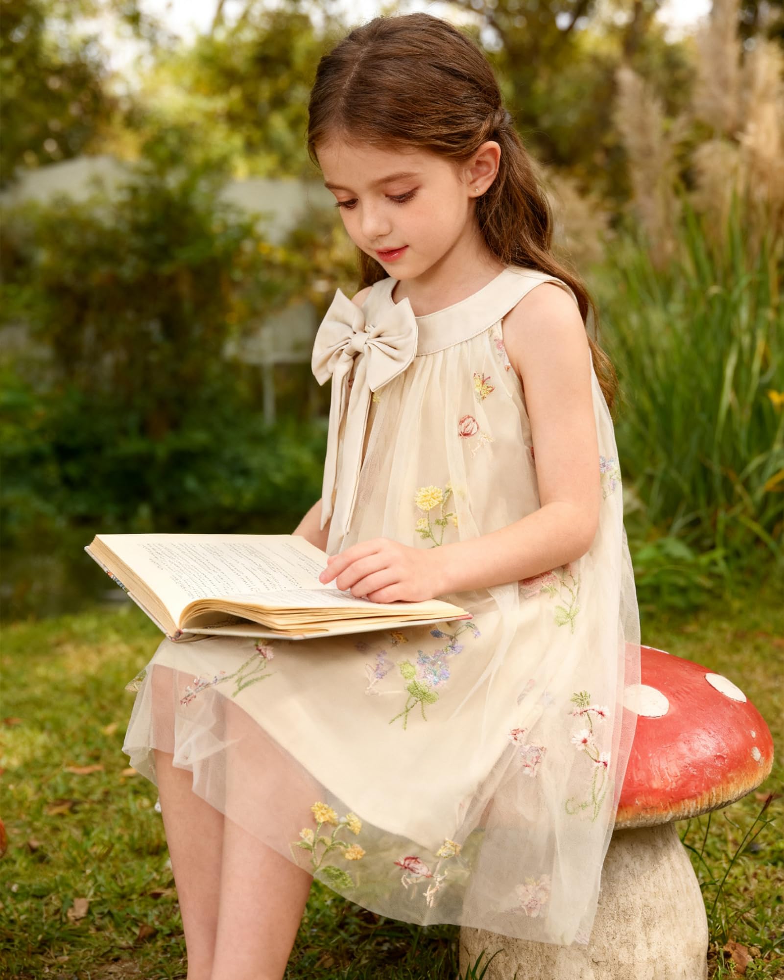 YALLET Flower Girl Dress Halter Neck Sleeveless Kids Dresses Collar Bow Embroidery Tulle Dress for Wedding Party Birthday